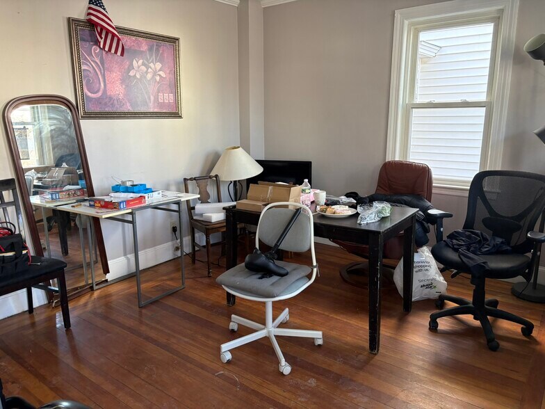 Building Photo - 58 Prentiss St