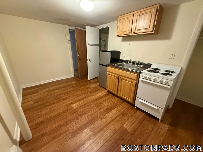 Building Photo - 53 S Huntington Ave