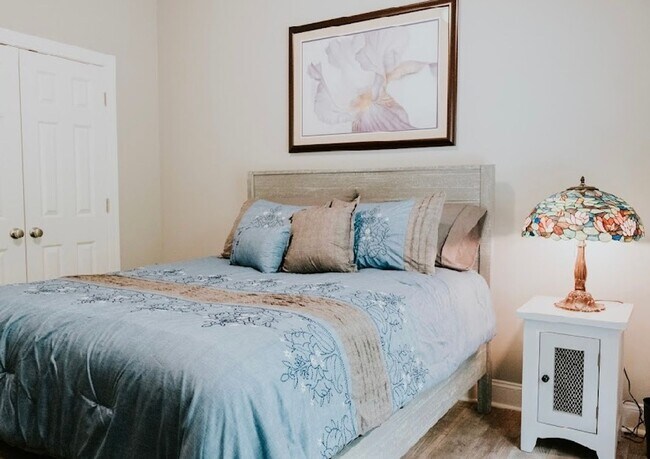 Building Photo - New furnished home on 30 acres available now!