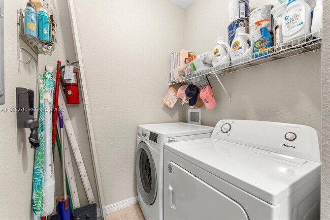 Building Photo - 2725 Anzio Ct