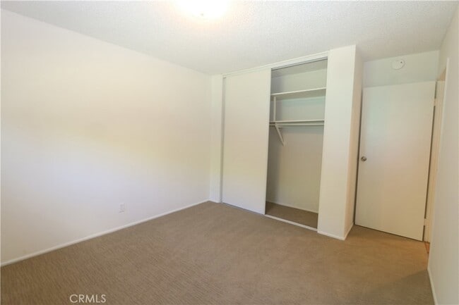 Building Photo - 16572 Patricia Ln