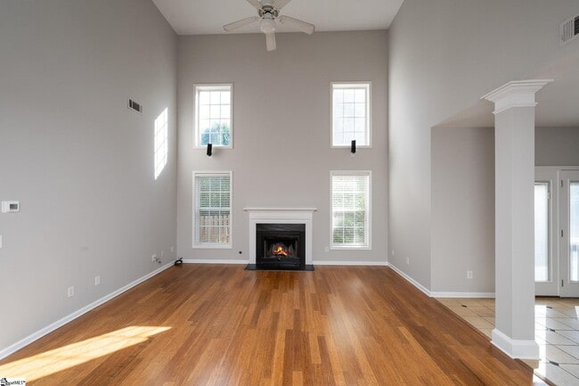 Building Photo - 113 Carissa Ct