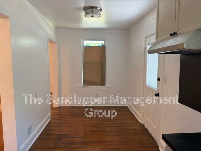 Building Photo - 2627 Madden Dr