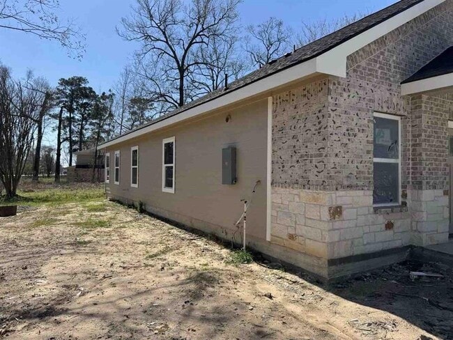Building Photo - 17494 Deep Woods Trail