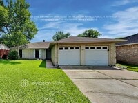 Building Photo - 16511 Forest Bend Ave