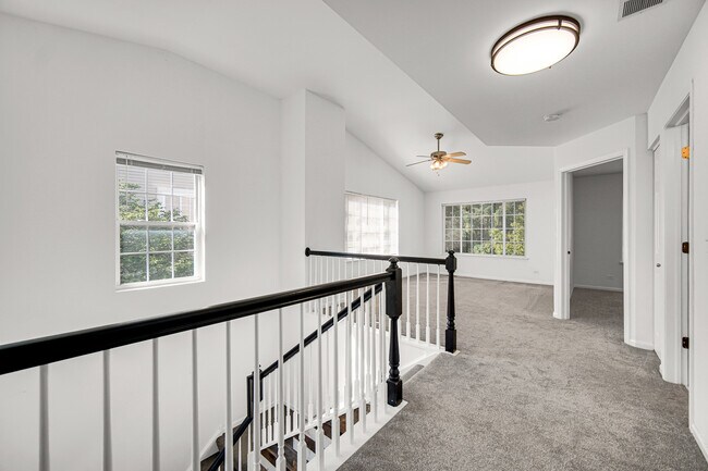 Building Photo - 1252 Townes Cir