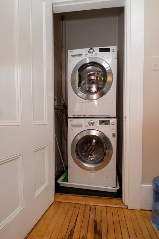 Building Photo - 6 Lowell Ave