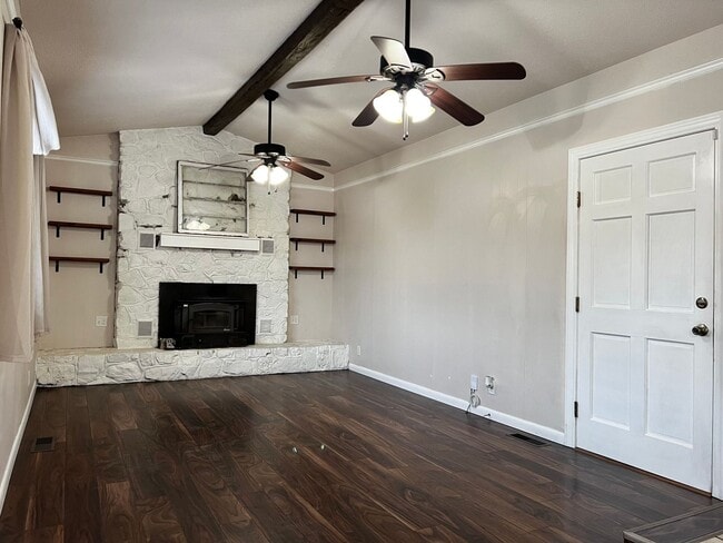 Building Photo - 895 Marion Anderson Rd