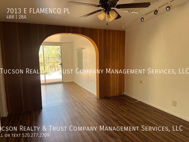 Building Photo - 7013 Flamenco Pl