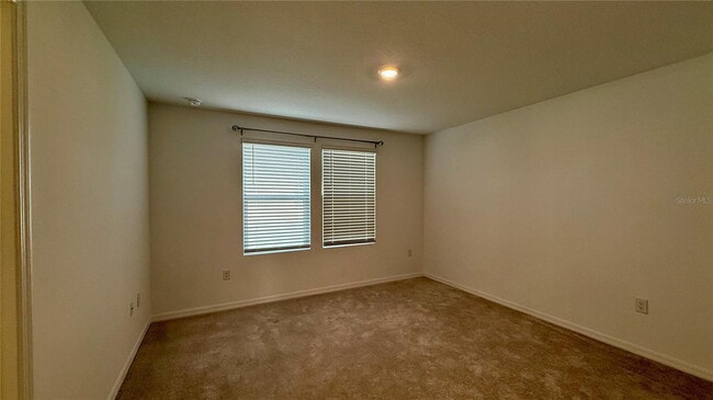 Building Photo - 3006 Canary Ave