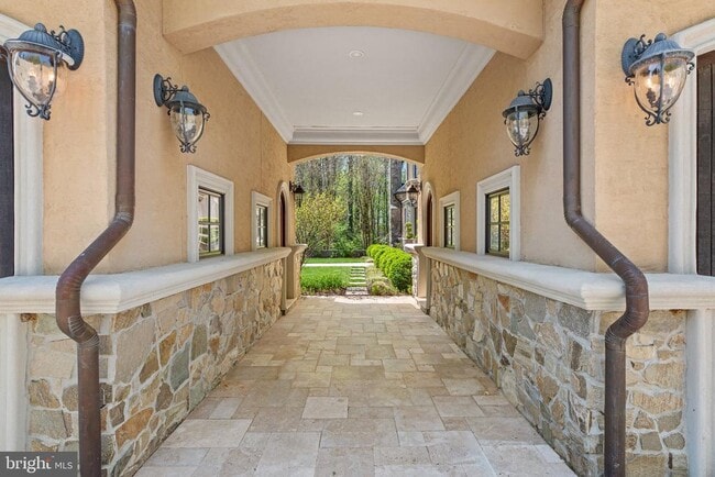 Building Photo - 840 Childs Point Rd