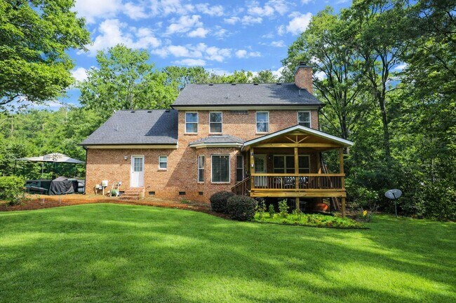 Building Photo - 5804 Lanatte Ln
