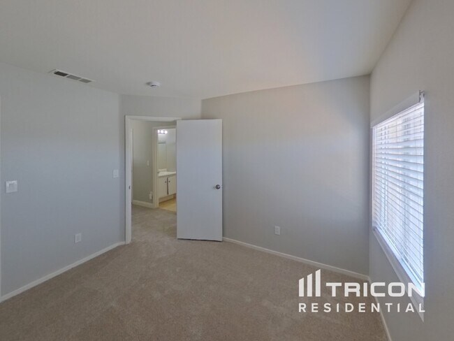 Building Photo - 3578 Tokyo Ct