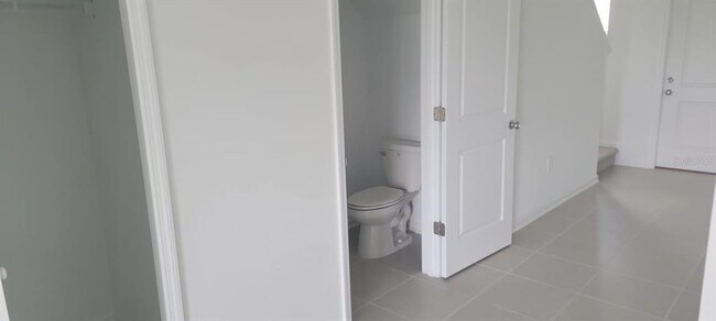 Building Photo - 3359 Alexander Dr