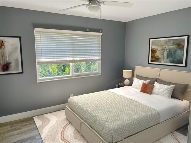 Building Photo - 156 NE 20th Ct