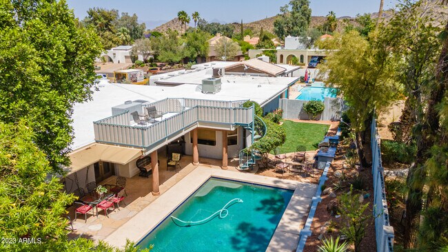 Building Photo - 3351 E Las Rocas Dr