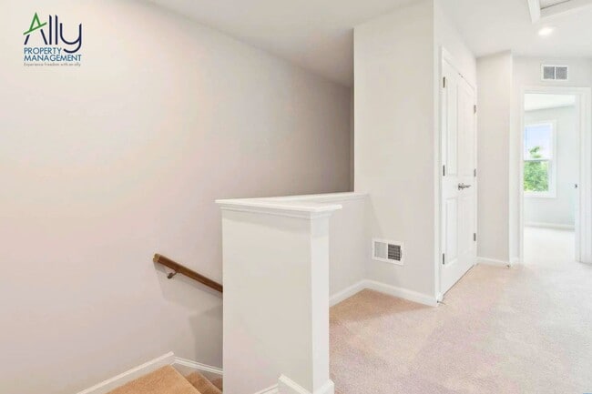 Building Photo - 4959 Lexi Ln