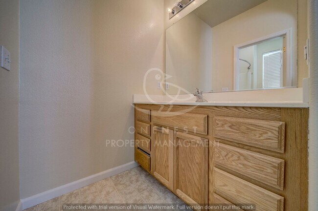 Building Photo - 316 Phoenix Cir