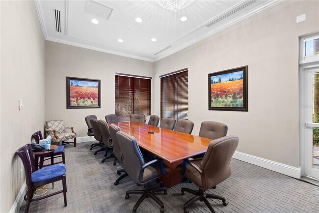 Building Photo - 800 N Tamiami Trl