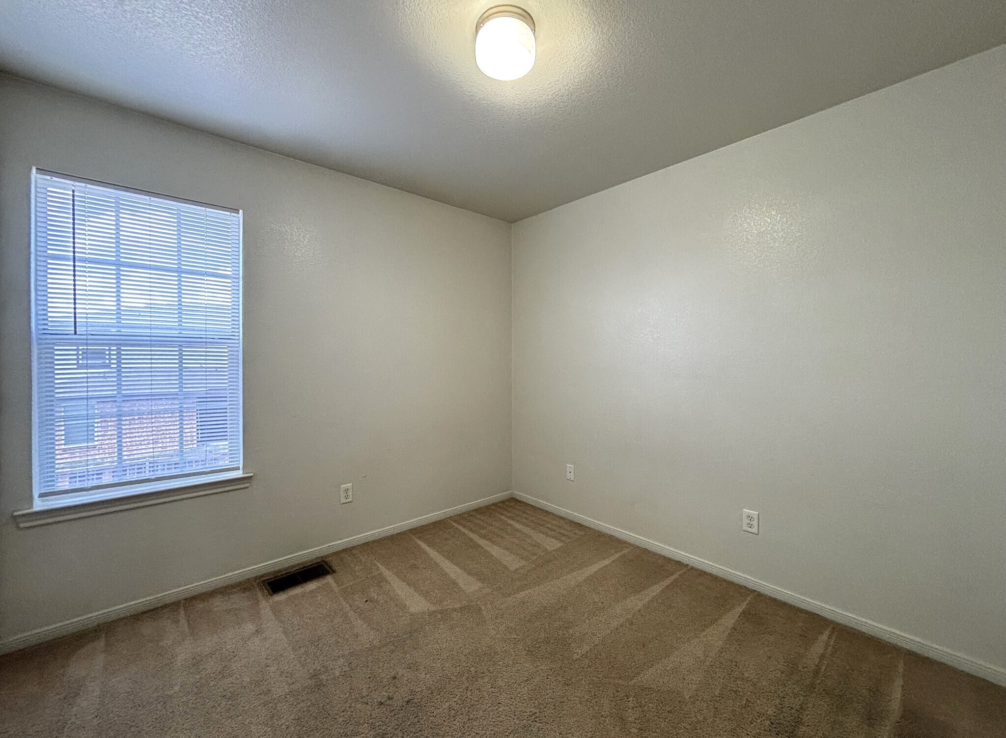 Building Photo - 4106 Shasta