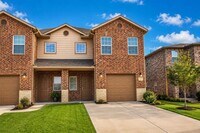 Building Photo - 320 Woodgrove Dr