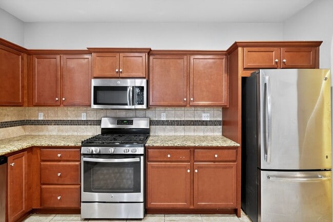 Building Photo - 3751 Amity Ln