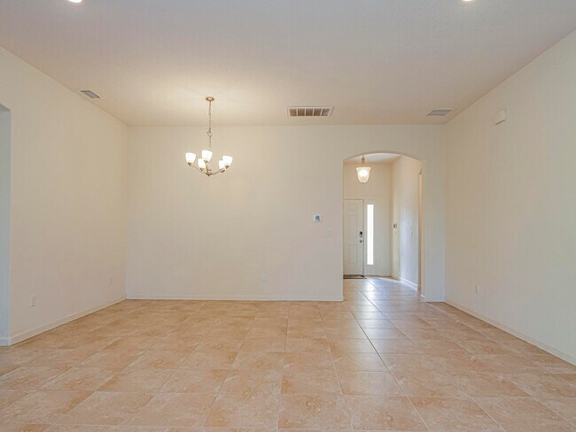 Building Photo - 5513 1st Sq