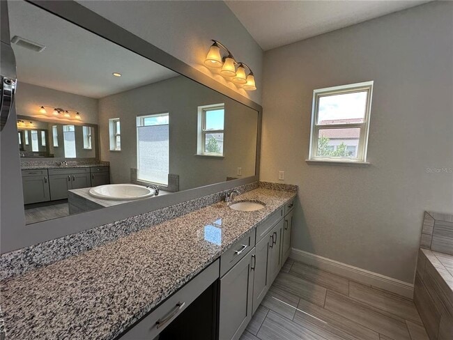 Building Photo - 15702 Shorebird Ln