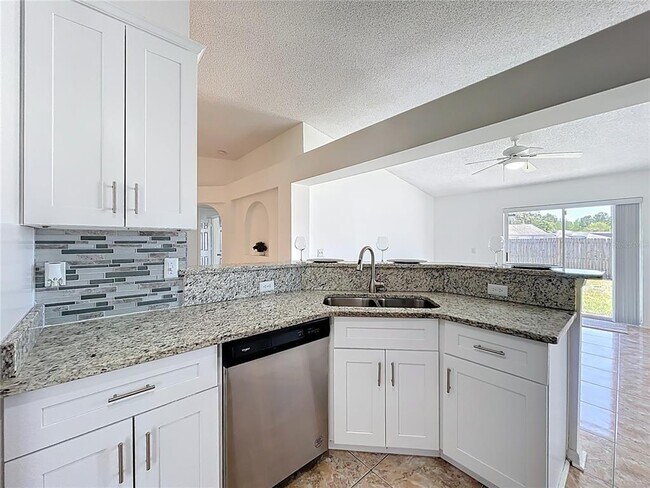 Building Photo - 3155 Atwater Dr