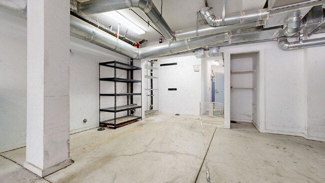 Building Photo - Bright & Modern 2BR/2BA Condo with Garage Parking & In-Unit Laundry – Central Richmond