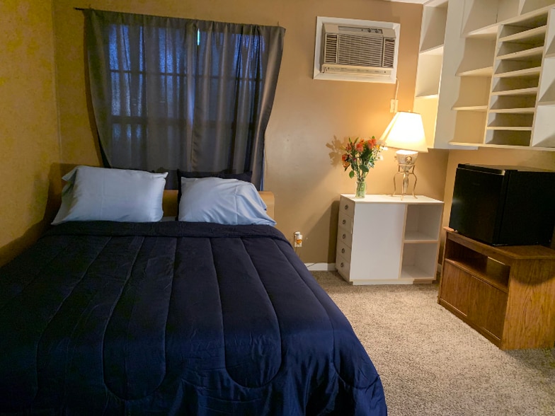 Building Photo - 37 Plumage Ln