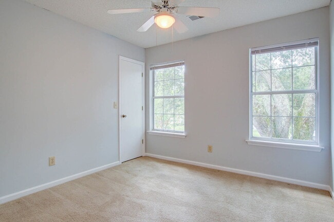 Building Photo - 1559 Harborsun Dr