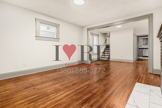 Building Photo - 291 Brehl Ave
