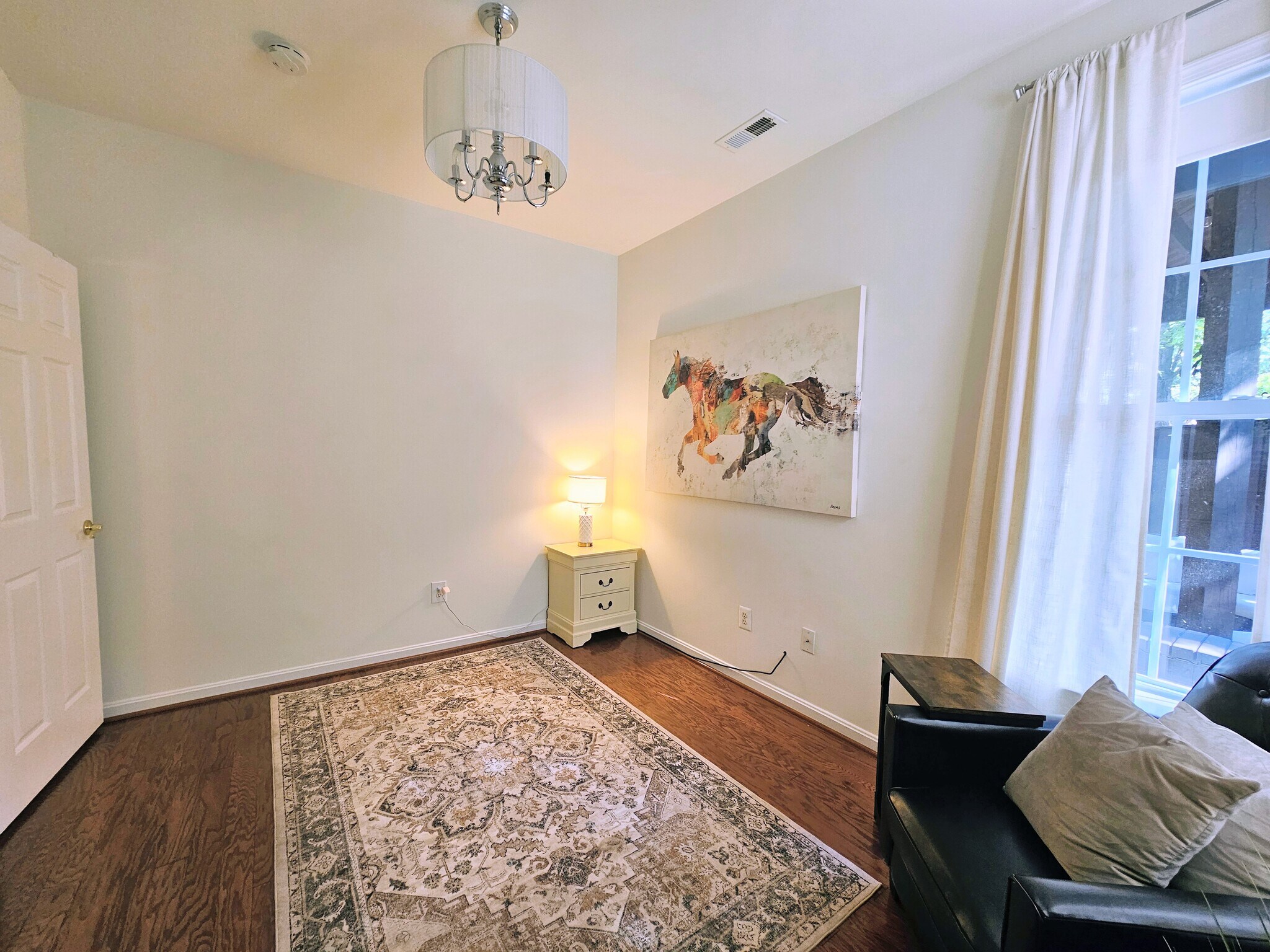 Building Photo - 20926 Cheyenne Terrace