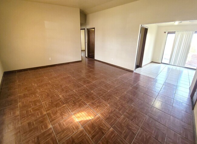 Building Photo - 3 Bedroom Home in Del City