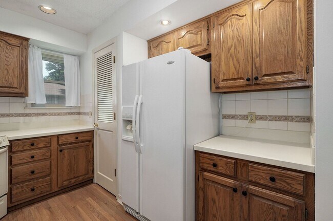 Building Photo - Charming 3 Bed | 2 Bath Home with Beautiful Outdoor Living