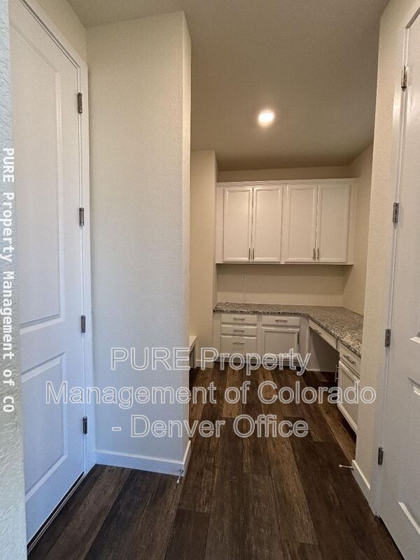 Building Photo - 933 S Eaton Park Way