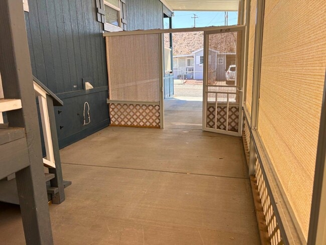 Building Photo - 350 Lee Ave