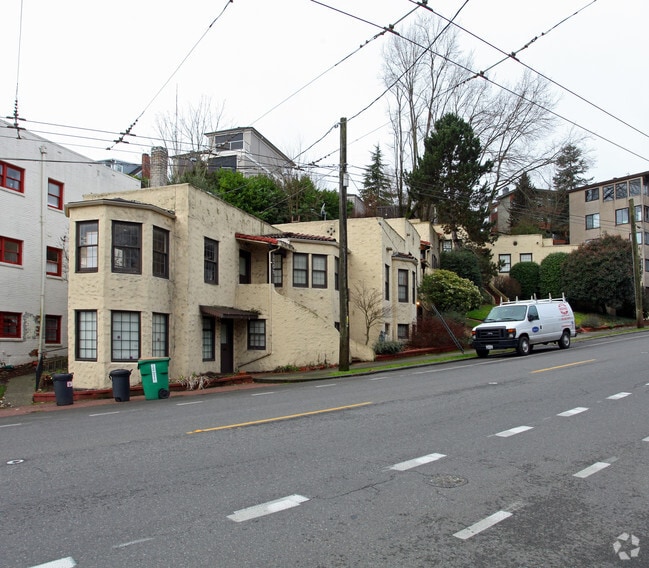 Building Photo - Donphilita Apartments