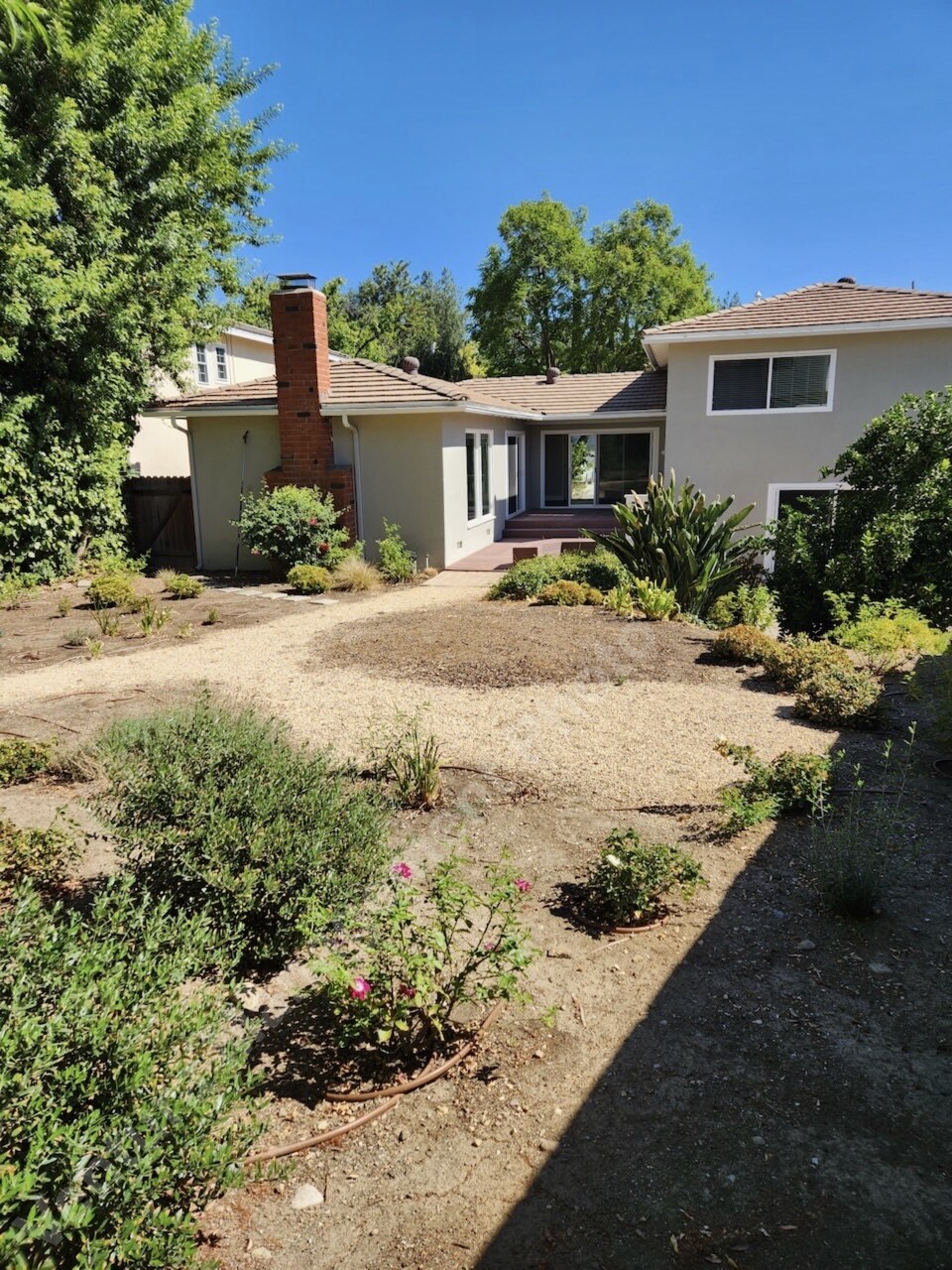 Building Photo - 5515 Lake Lindero Dr