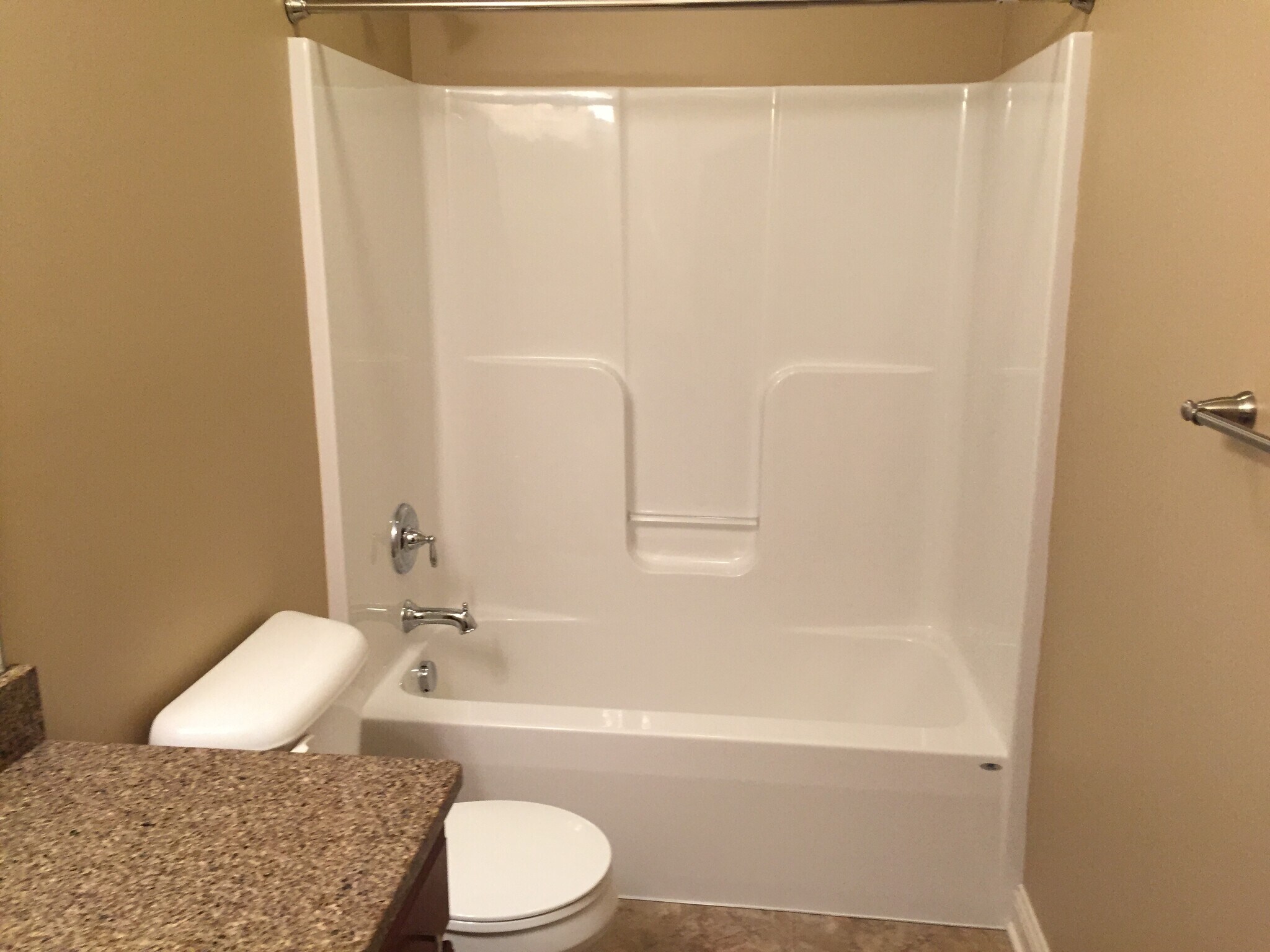 Building Photo - 2409 Wittenberg Ave SE