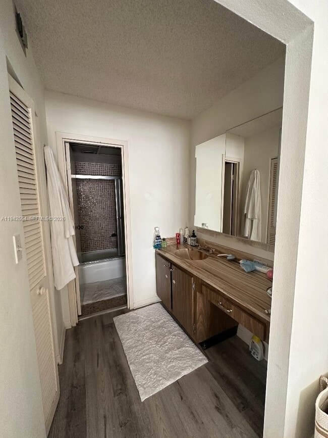 Building Photo - 2333 Brickell Ave