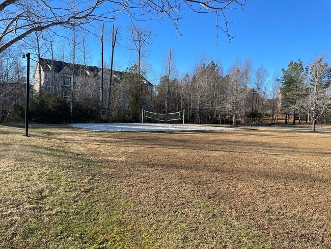 Building Photo - Updated 2  Bedroom, 2 Bath Condo  - Westwood Village at Charter Colony