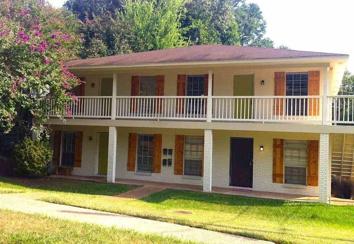 Building Photo - 505 Lorenz Blvd