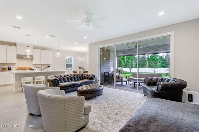 Building Photo - 295 Morning Mist Ln