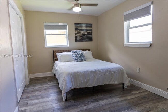 Building Photo - 250 NW 14th Way