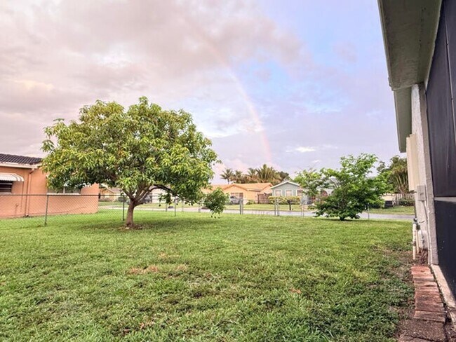Building Photo - 22800 SW 54th Way