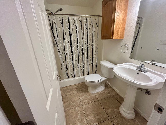 Building Photo - 63021 E 285 Ct