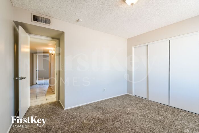 Building Photo - 13807 N 45th Ave