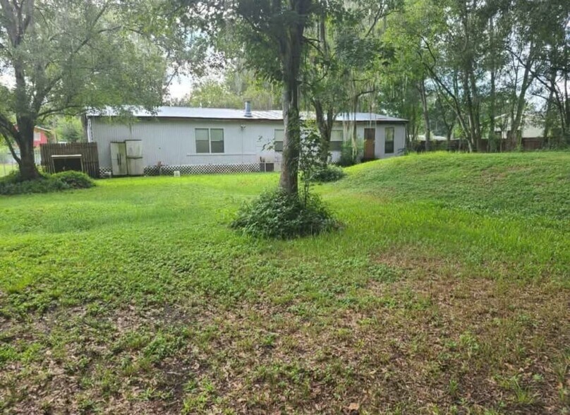 Building Photo - 6532 Mangrove Dr